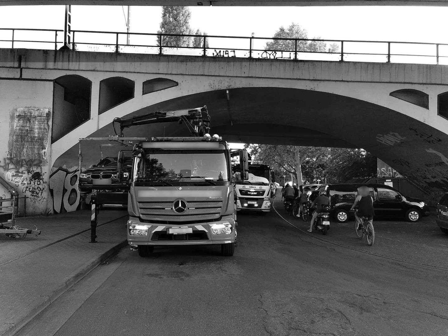 Falschparker in Frankfurt (Oder): Haben Einsatzkräfte von